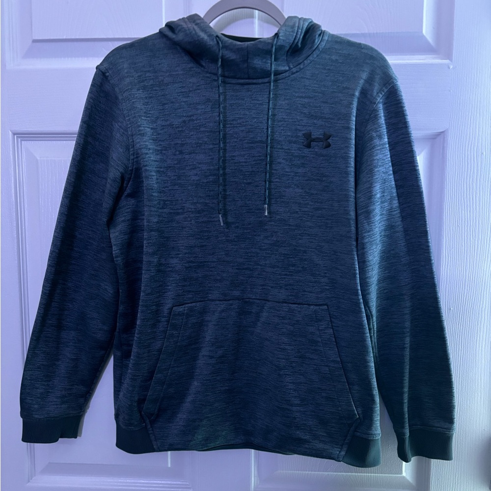 women’s medium gray Under‎ Armour hoodie